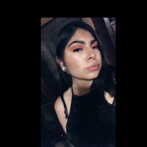 Meet your Posher, Esmeralda